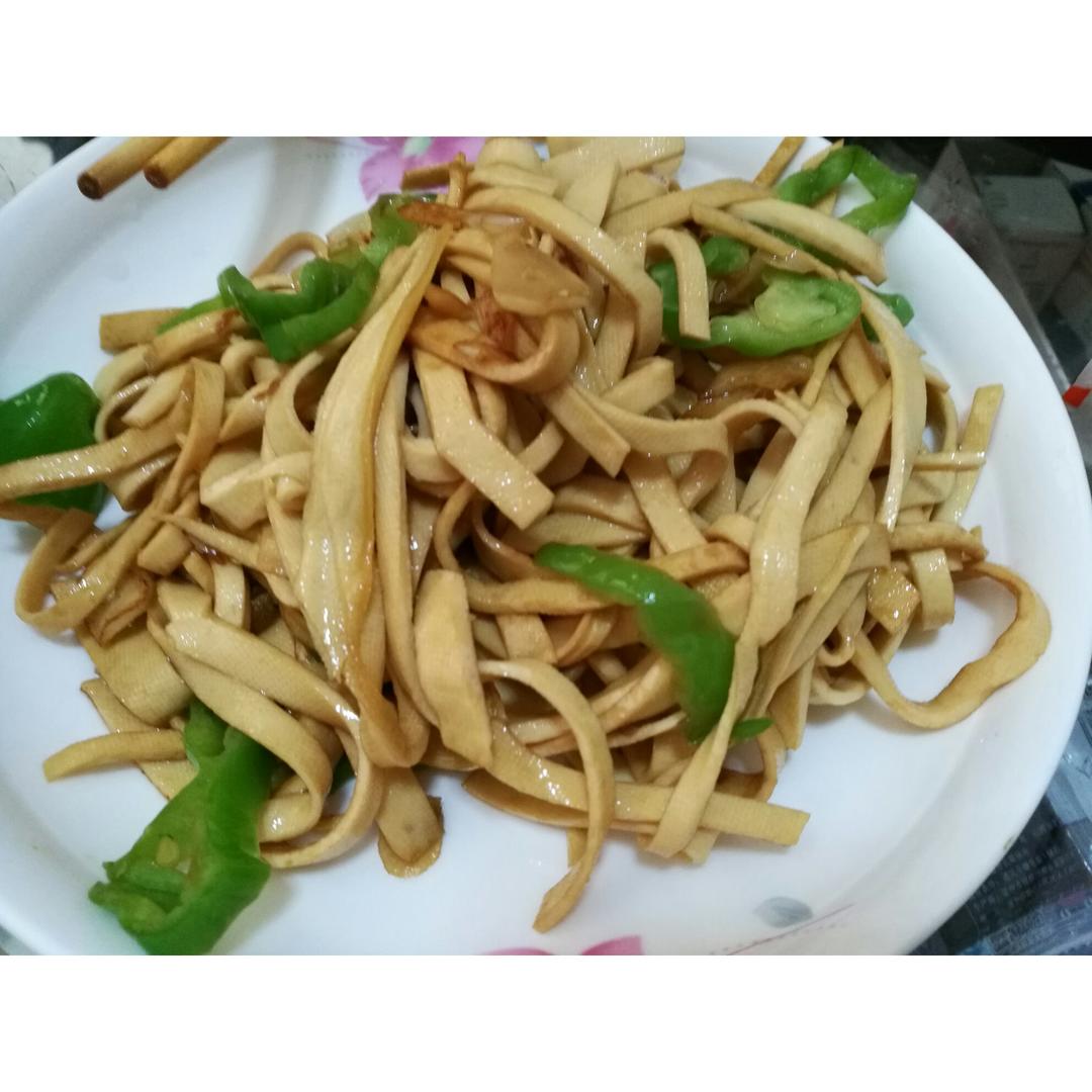青椒炒干豆腐