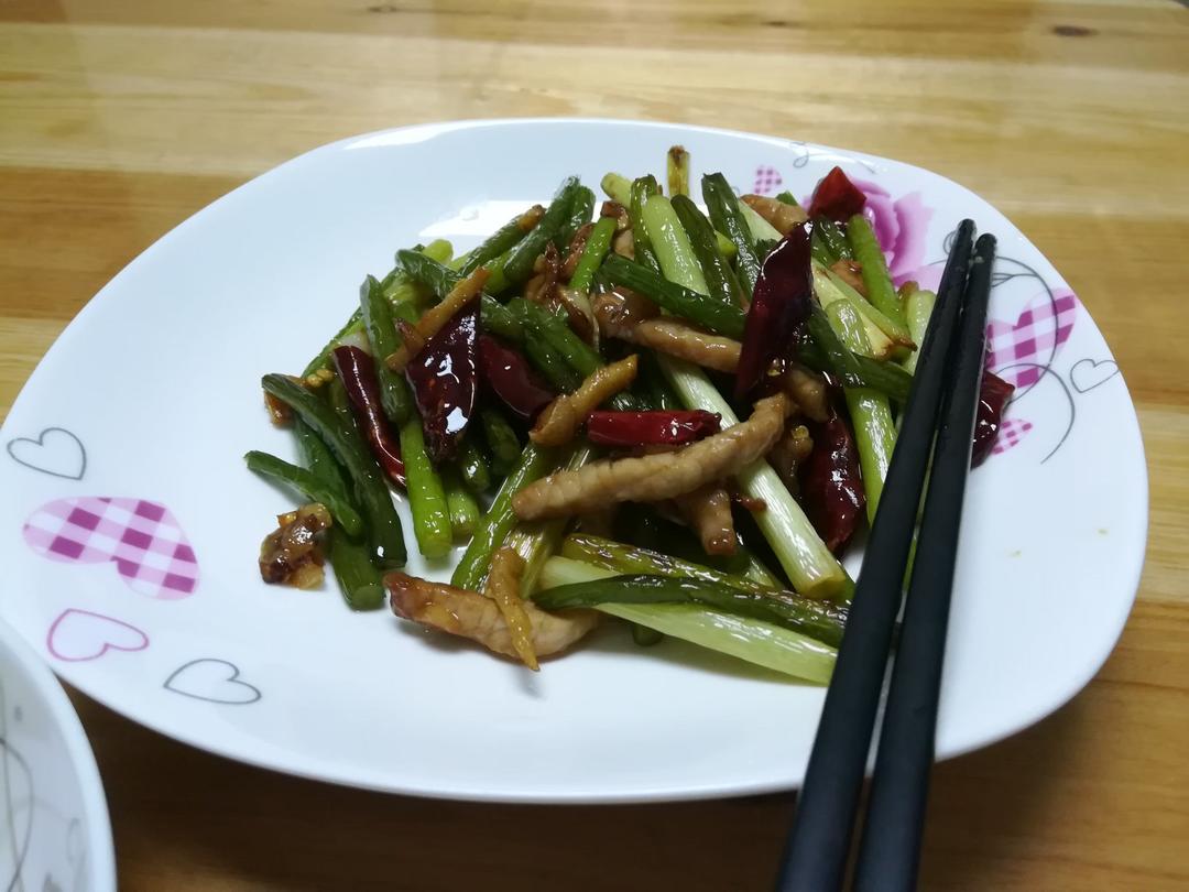 蒜薹炒猪肝