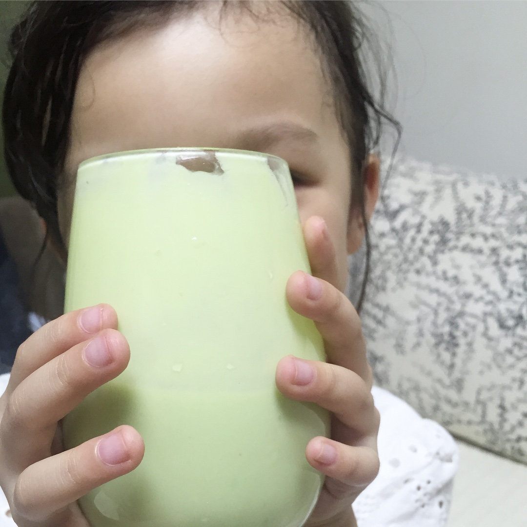 牛油果奶昔