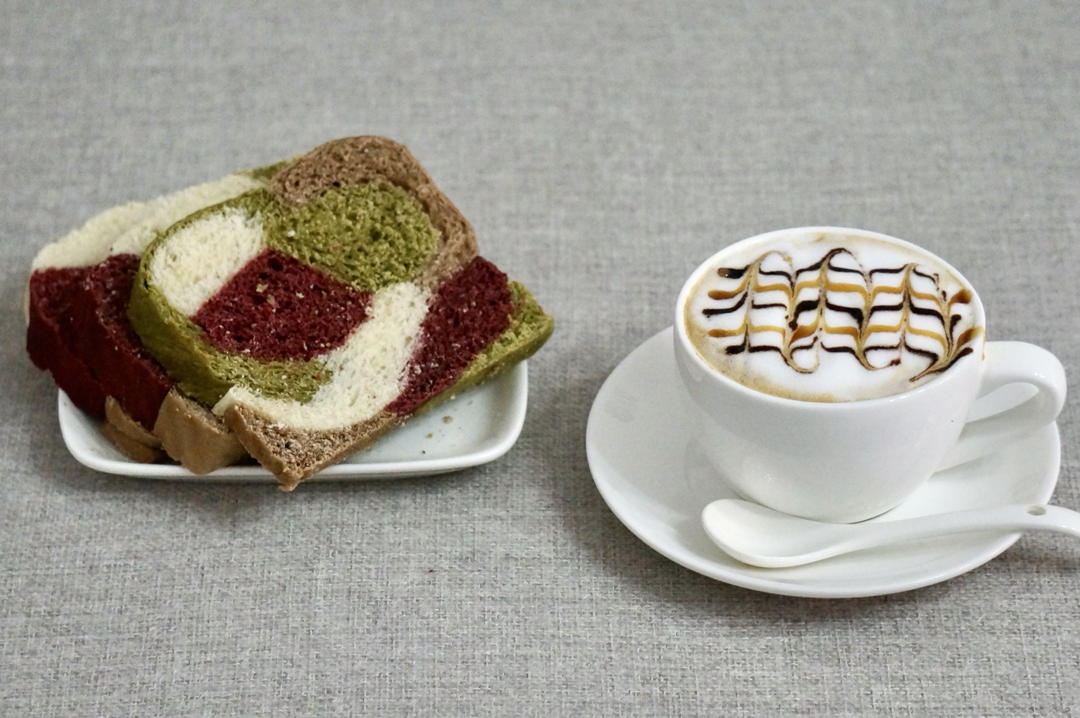 四季吐司（水立方吐司）