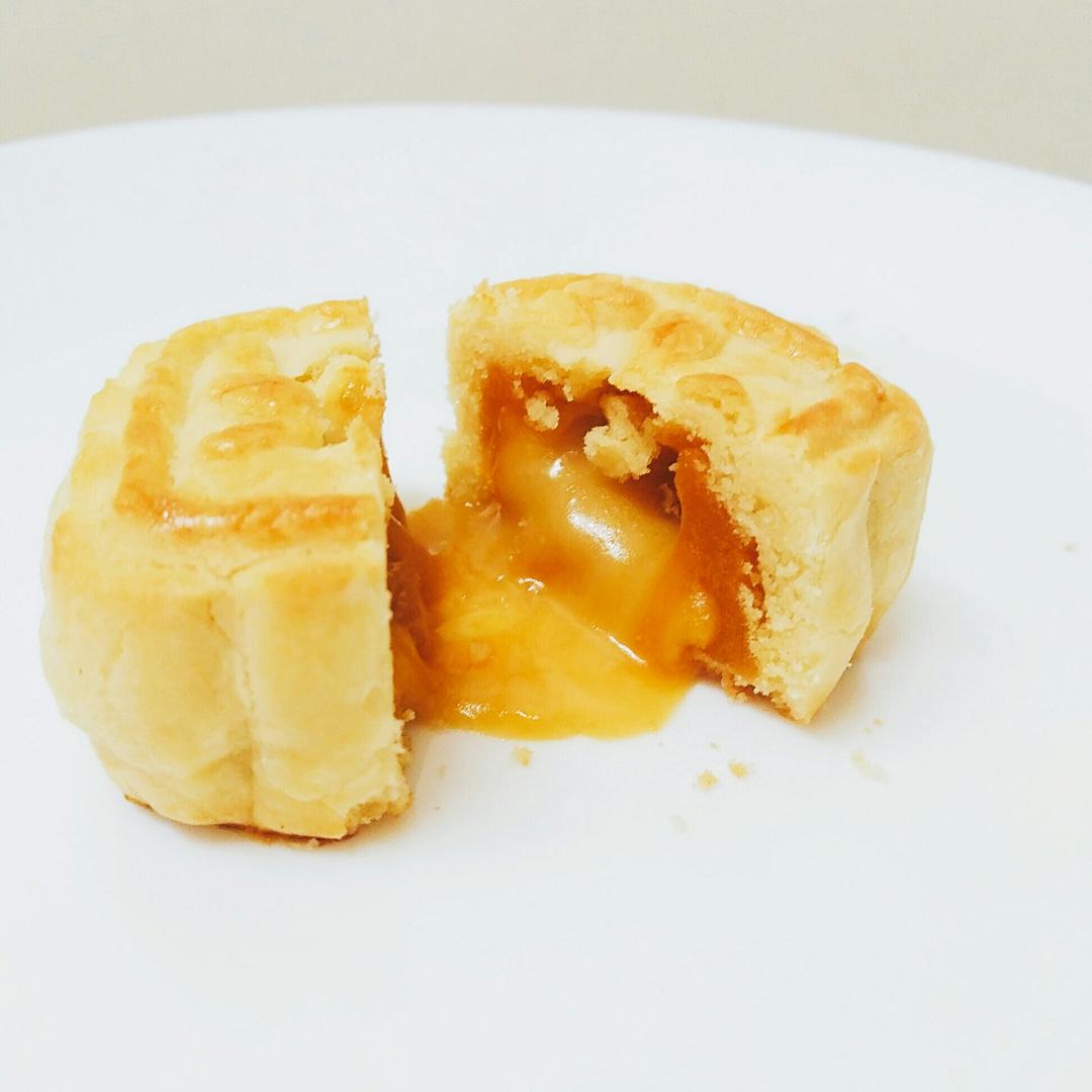 超详细图解版--流心奶黄月饼