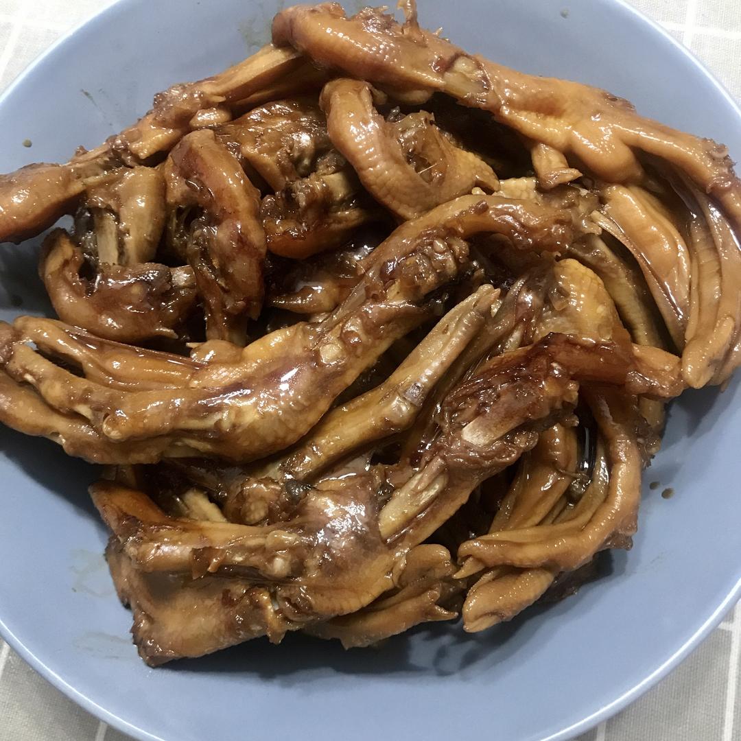 甜辣卤鸭掌的做法