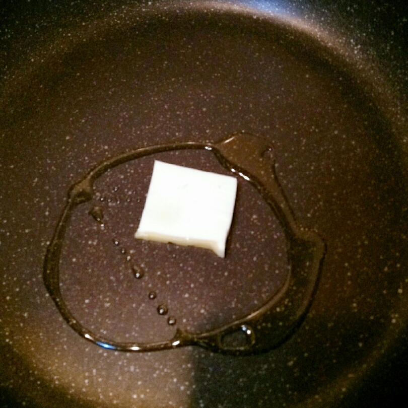 黄油培根炒饭的做法 步骤3
