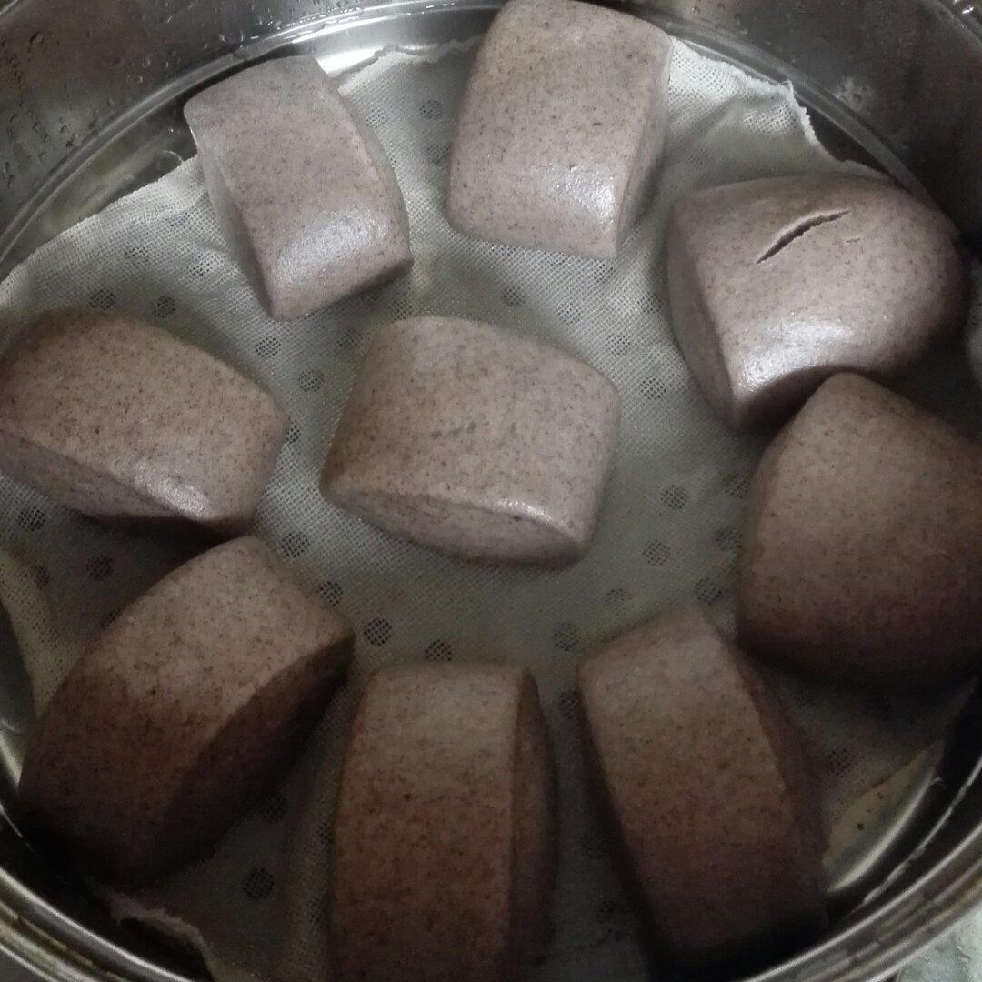 奶香黑芝麻刀切馒头
