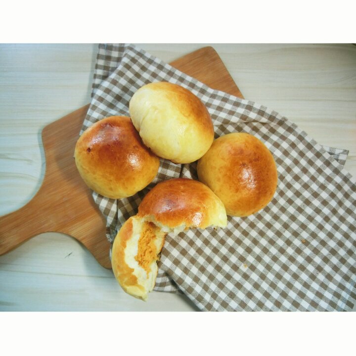 大人小孩都爱不释口的【蜂蜜牛奶小餐包】