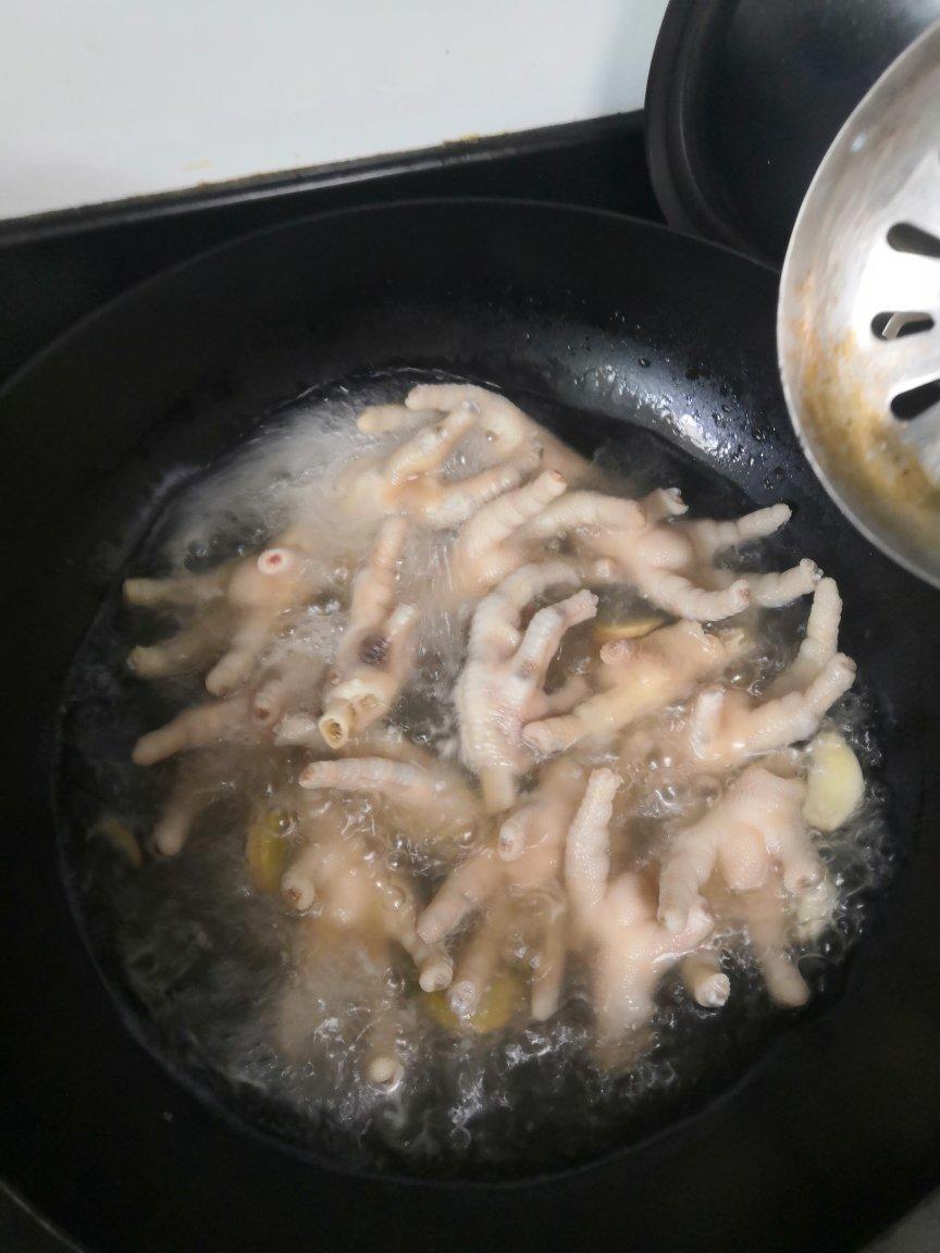 “销魂”卤鸡爪