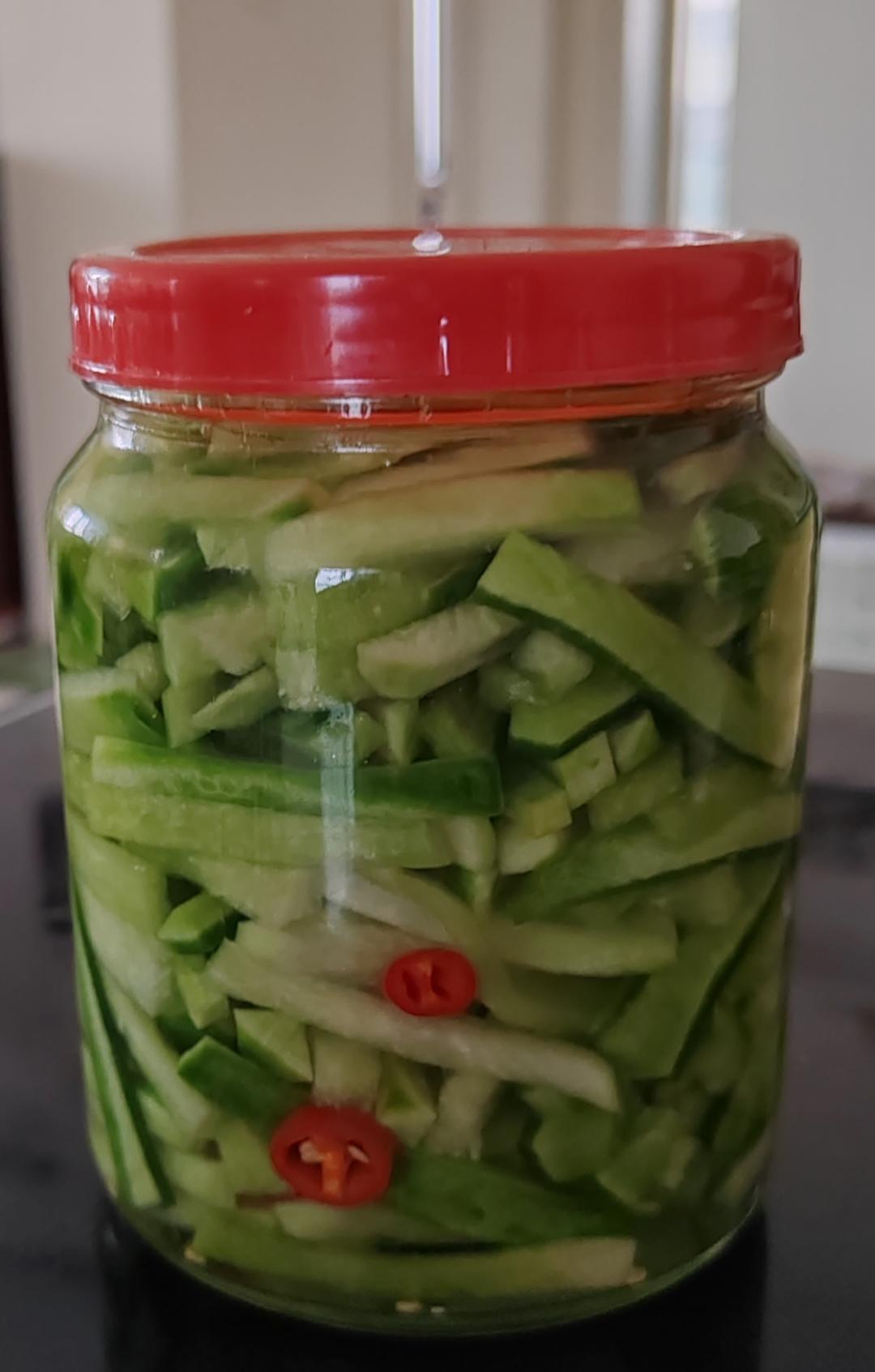 腌萝卜，酸甜爽口