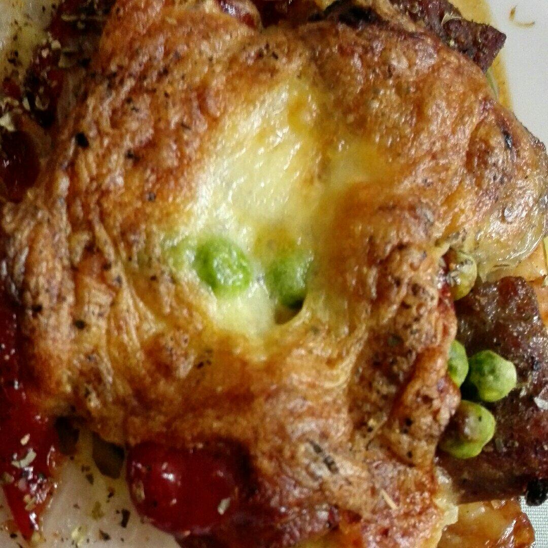 黑胡椒牛肉披萨