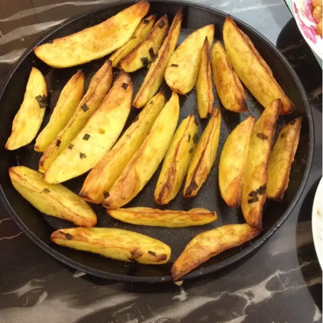 馋嘴小零食---孜然烤薯角