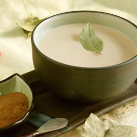 女巫茶飲の月桂葉燉奶的做法