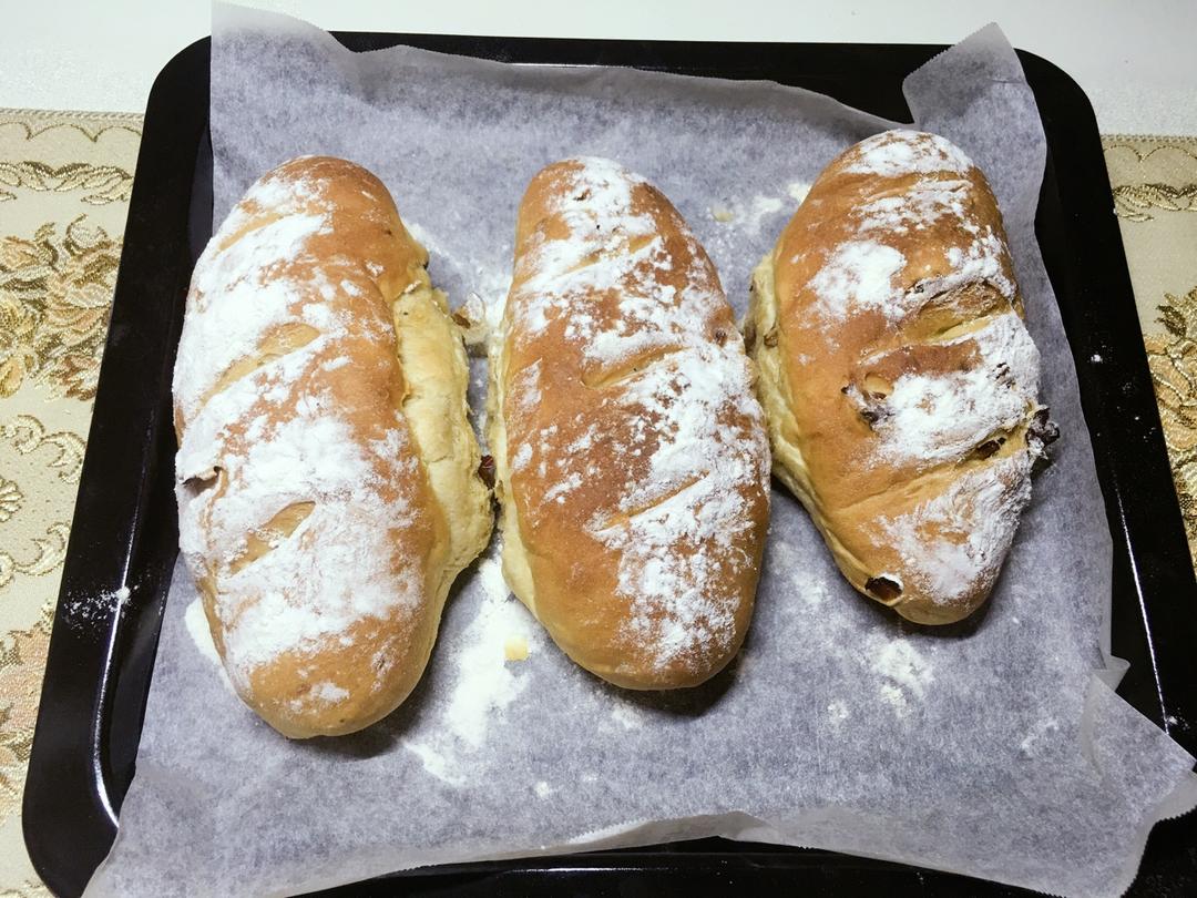 核桃红枣软欧包