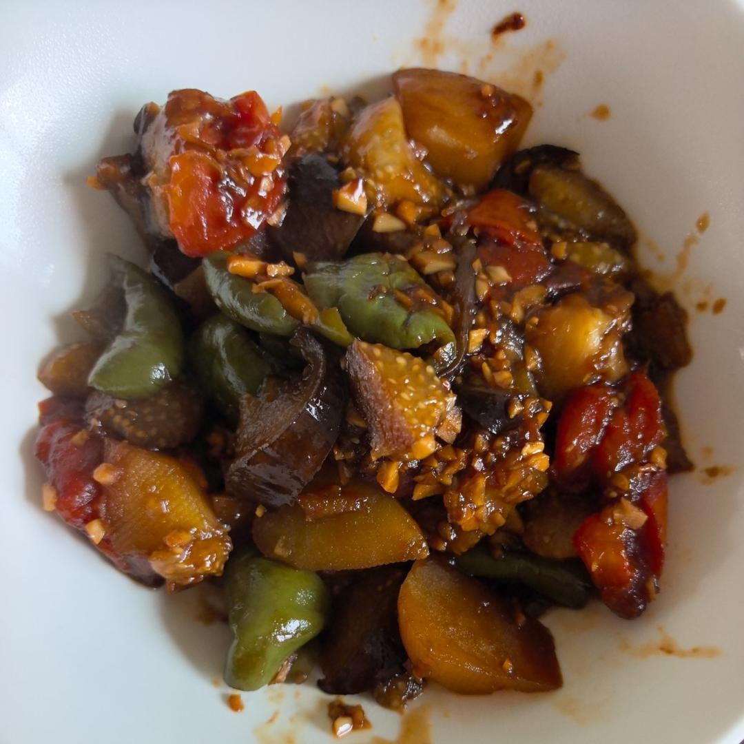 闷菜茄辣西