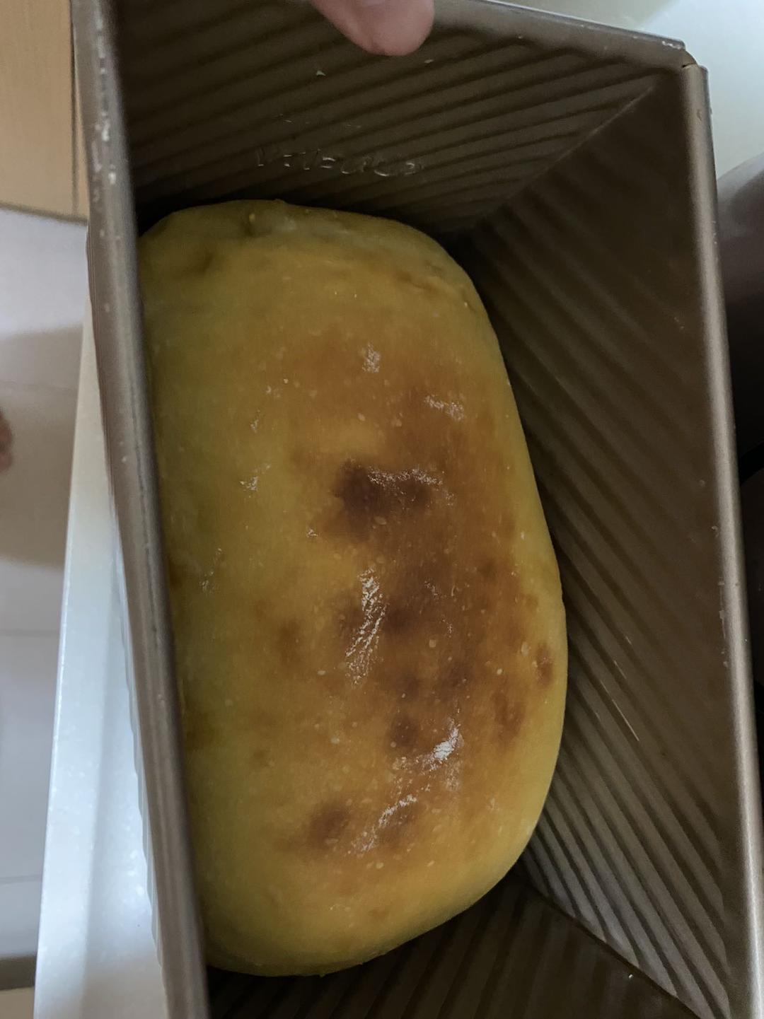 圈圈の金沙咸蛋黄吐司