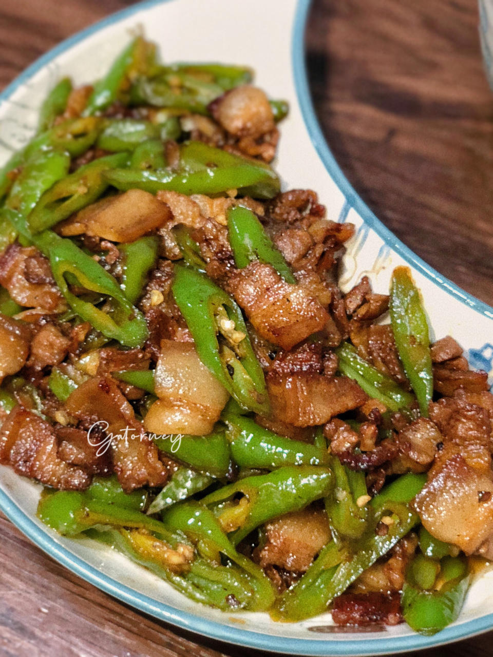 农家小炒肉【记忆中勾魂的油汤】