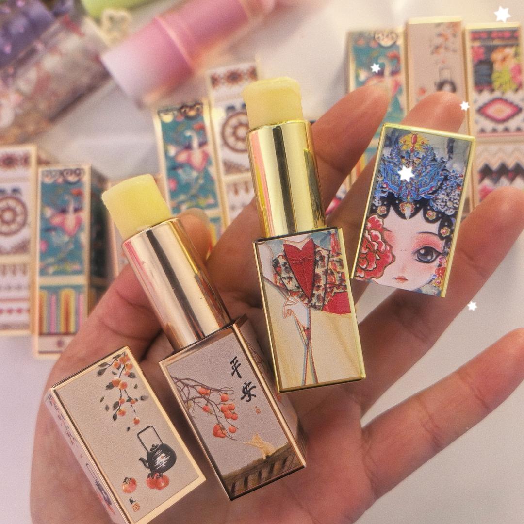 超级滋润的天然蜂蜡润唇膏