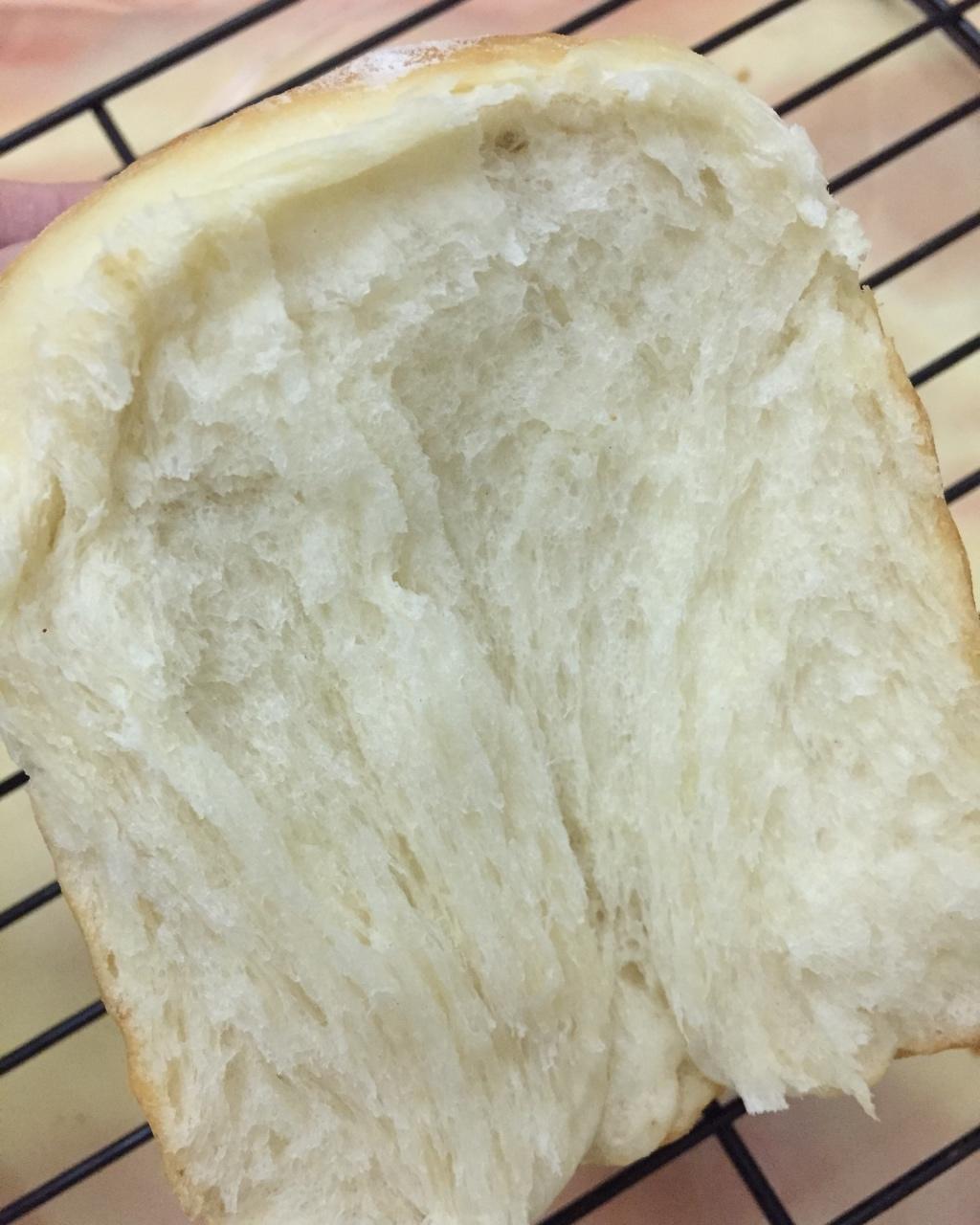 手撕千层肉松面包