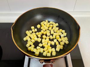 💯好吃的烧烤味培根土豆的做法 步骤6