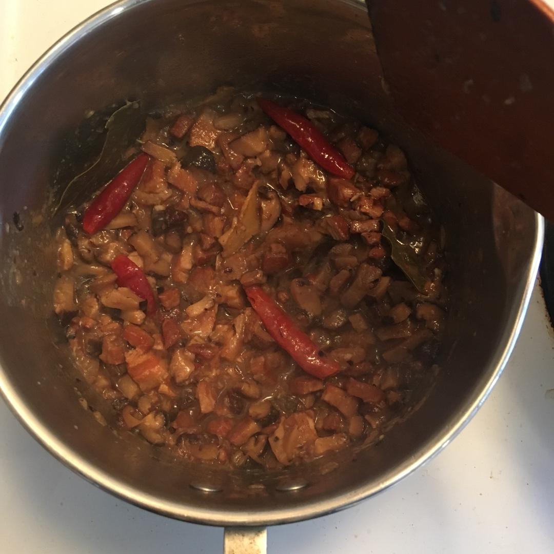 好吃到停不下来的卤肉饭