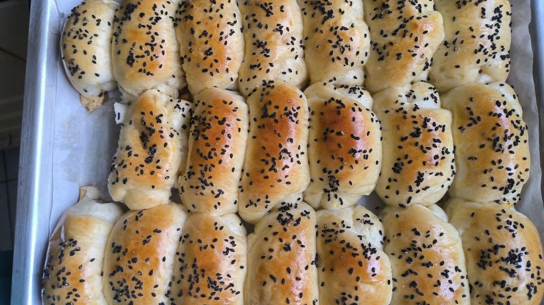 手揉小小牛角包🥐（牛奶面包配方）