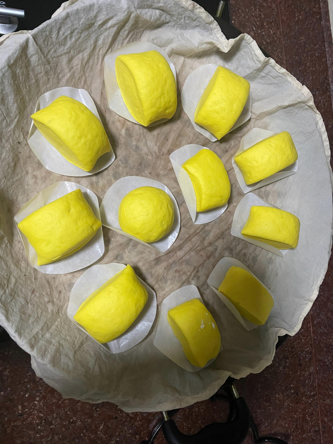 新手也可以--详解如何做出人见人爱、金黄的南瓜馒头