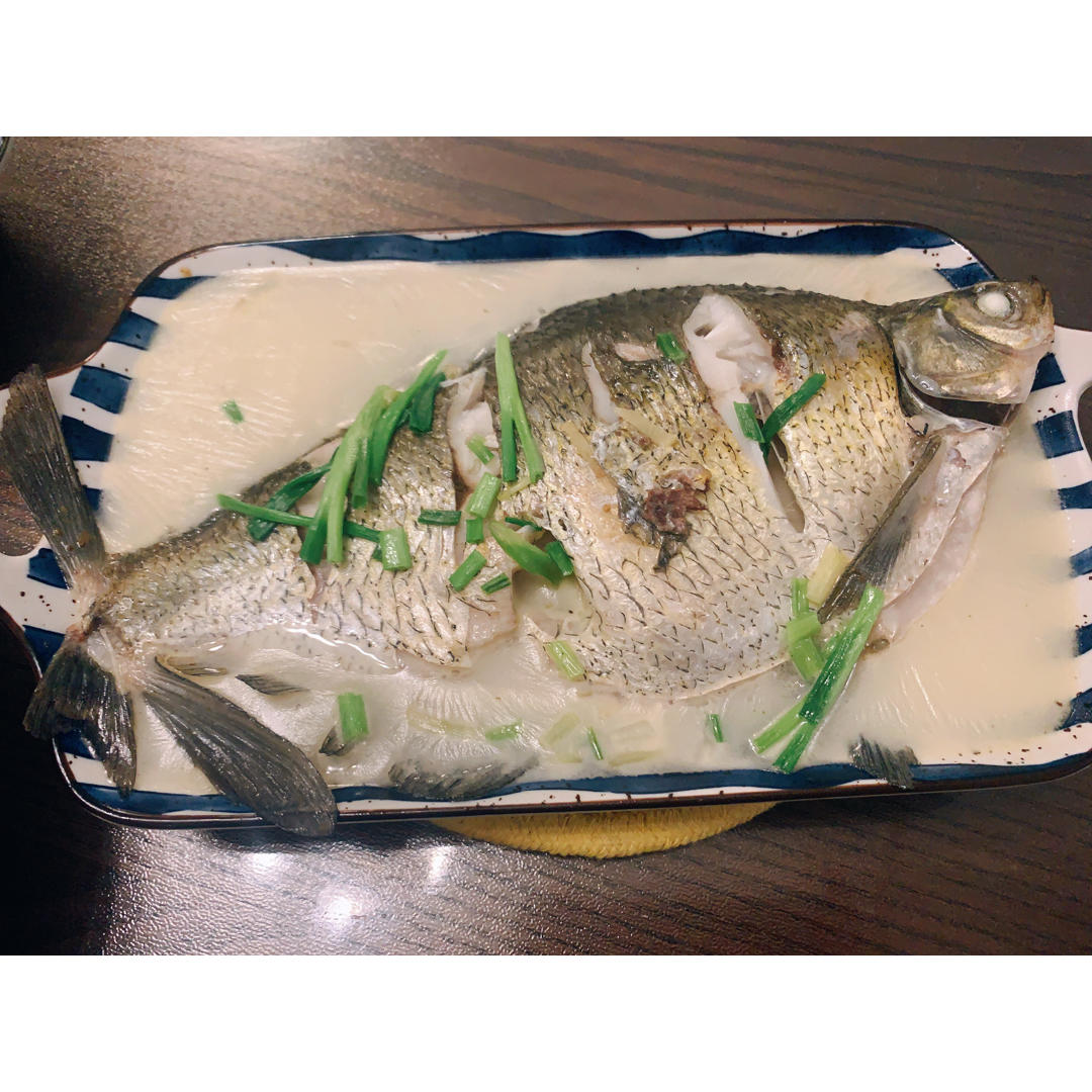 老丁的私房菜-清炖武昌鱼