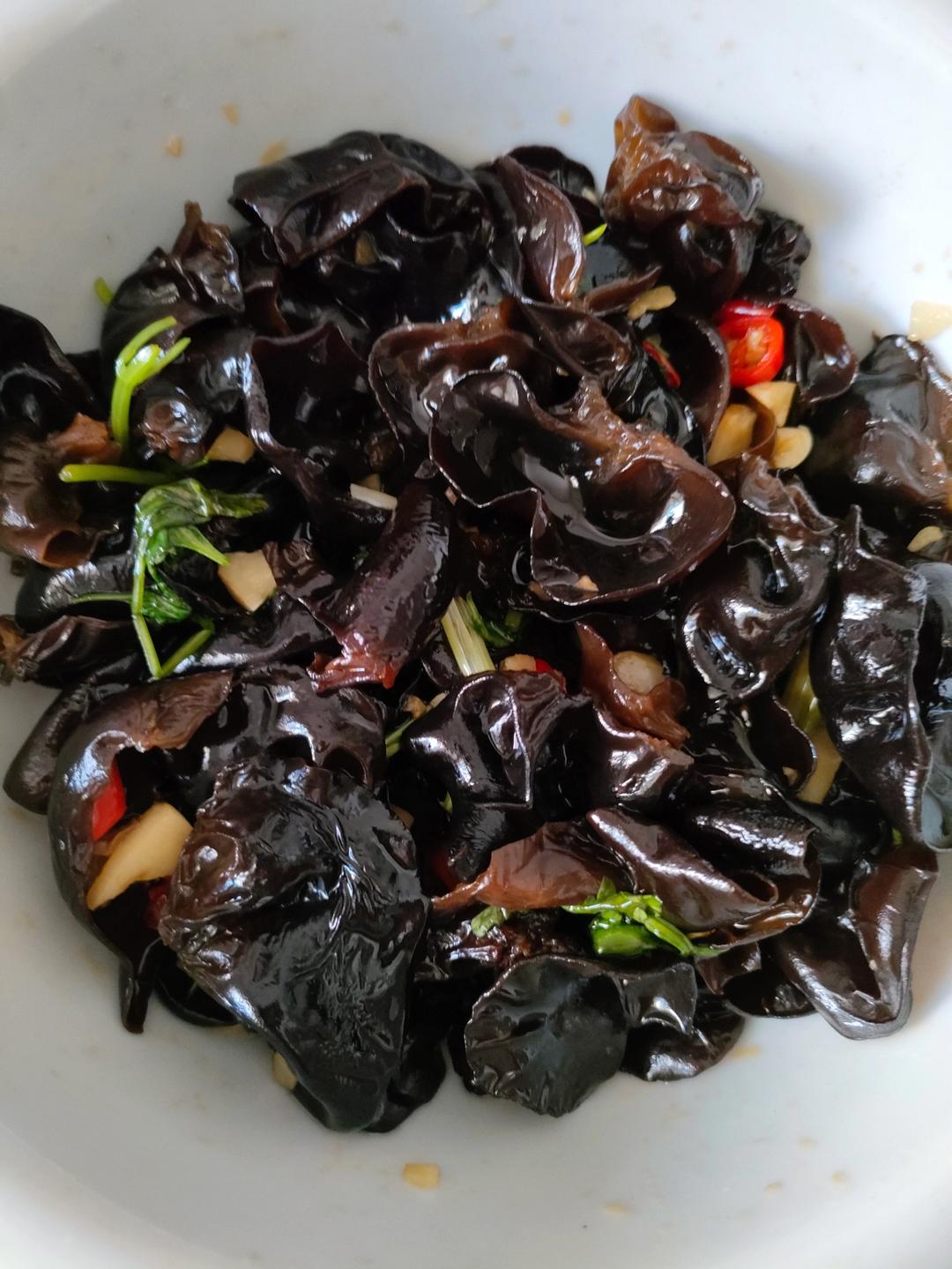 凉拌黑木耳