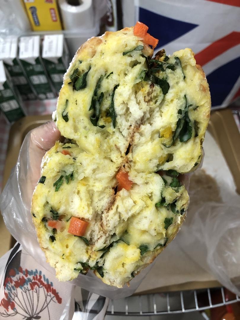 菠菜南瓜奶酪丹波面包丨健康·烘焙