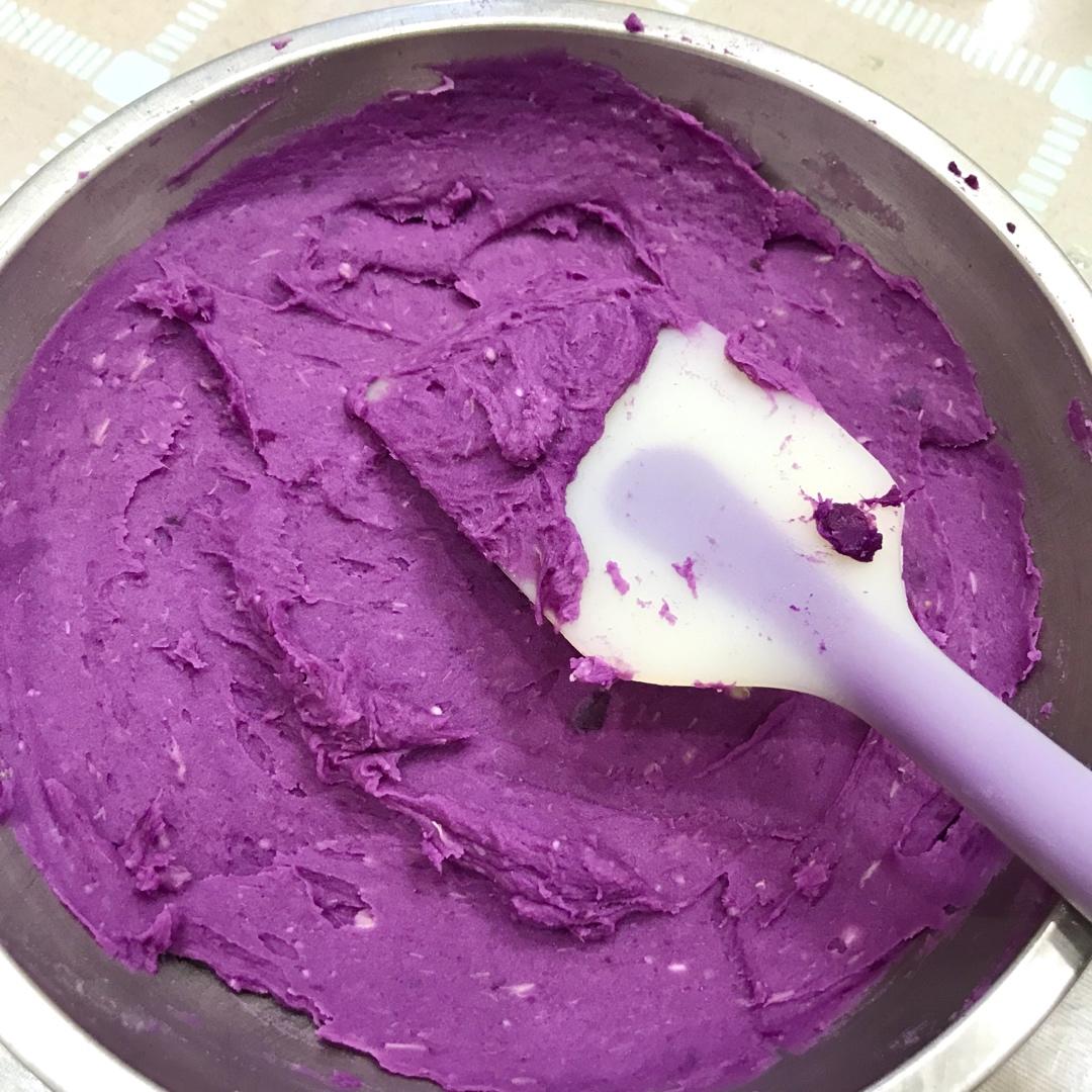 梦幻紫麻薯夹心铜锣烧