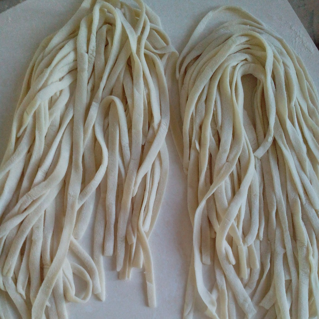 八月紫荆做的手擀面