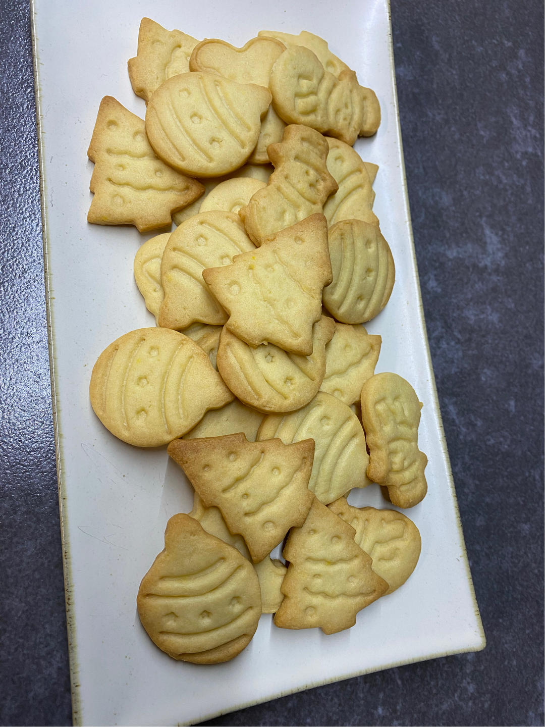 小朋友们超爱的卡通小饼干