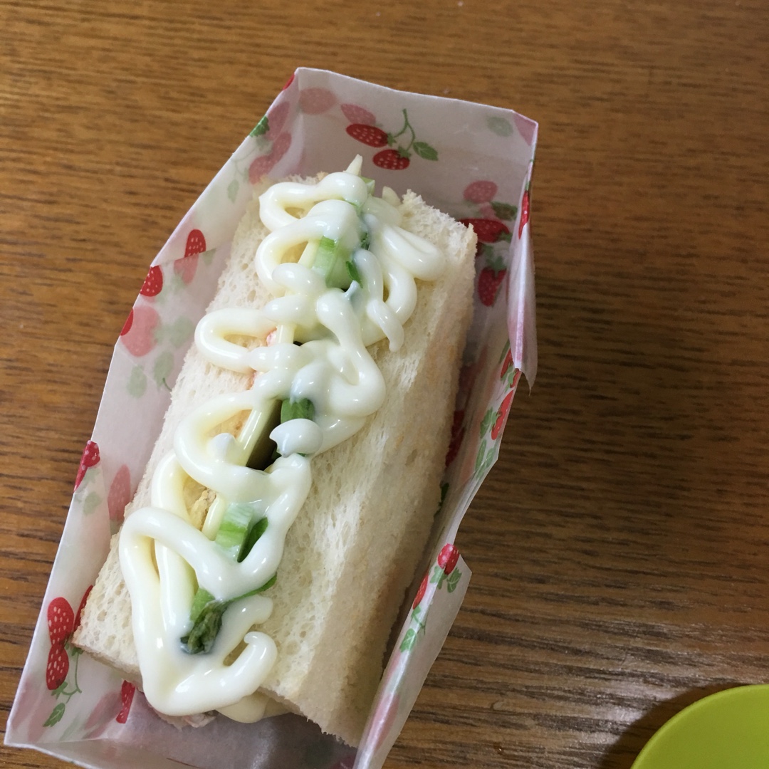 amy珃珃做的tinrry下午茶教你做吞拿鱼三明治