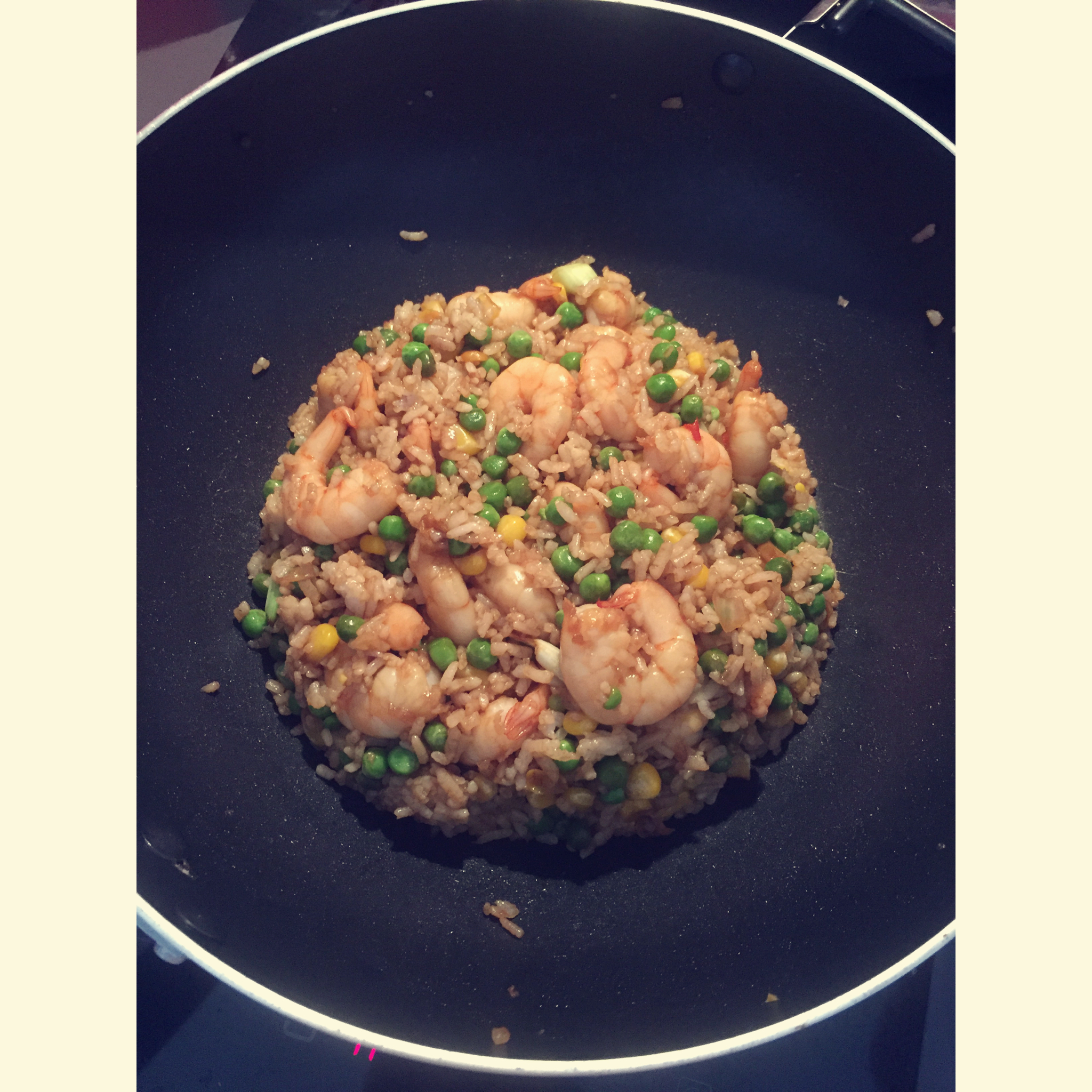 豌豆玉米虾仁炒饭