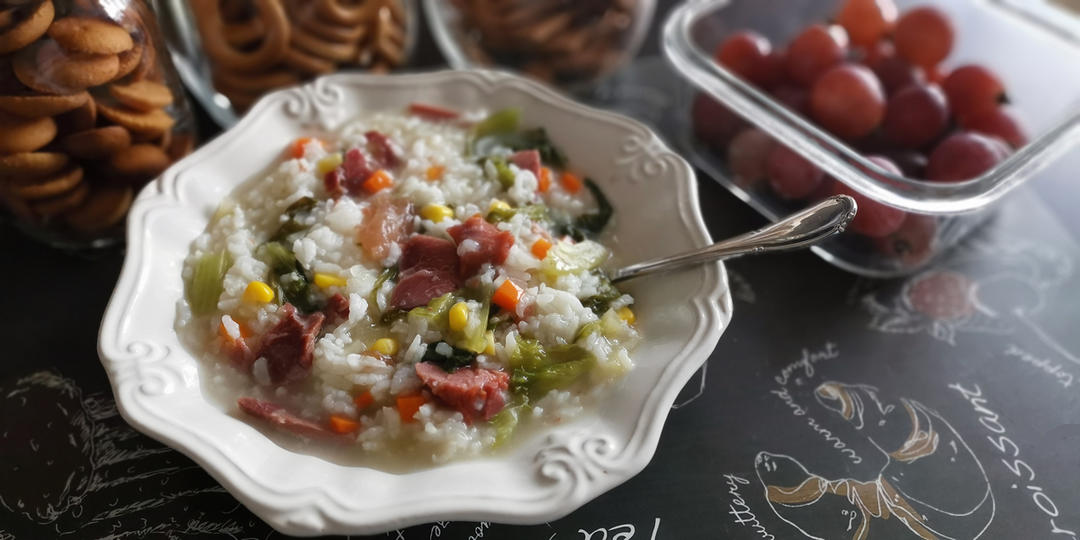 广式生菜丝牛肉粥