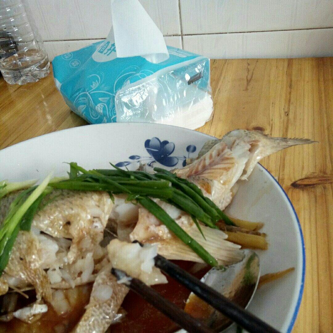 蒸鲈鱼