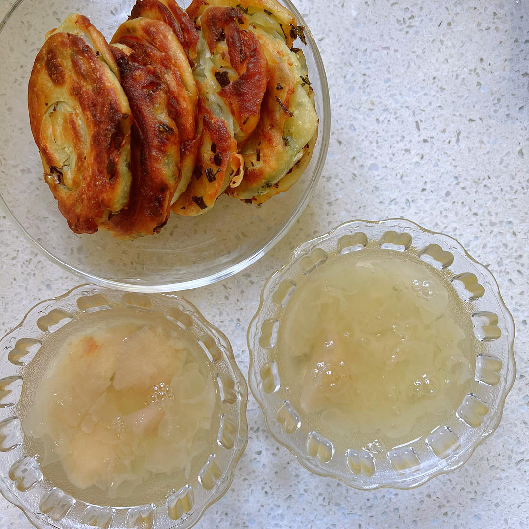 葱油饼（附外酥里嫩的技巧）