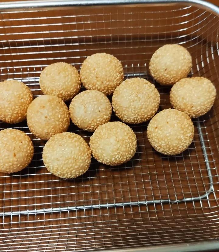 空心麻团