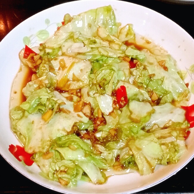 阿婆手撕包菜