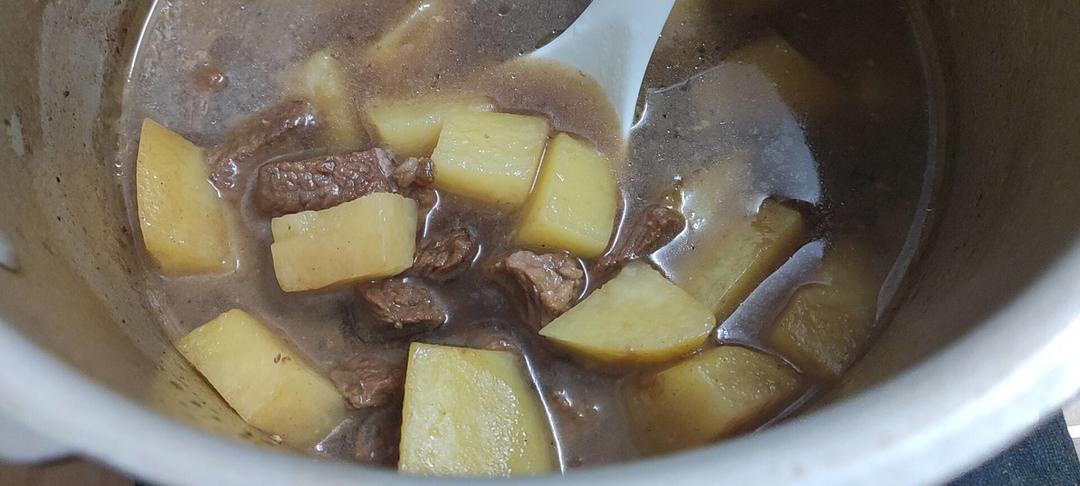 土豆炖牛肉