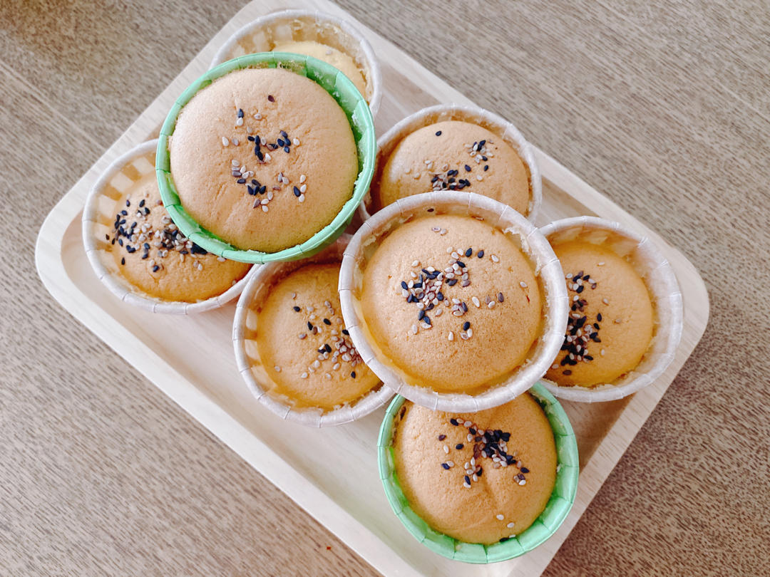 不开裂不回缩的纸杯小蛋糕