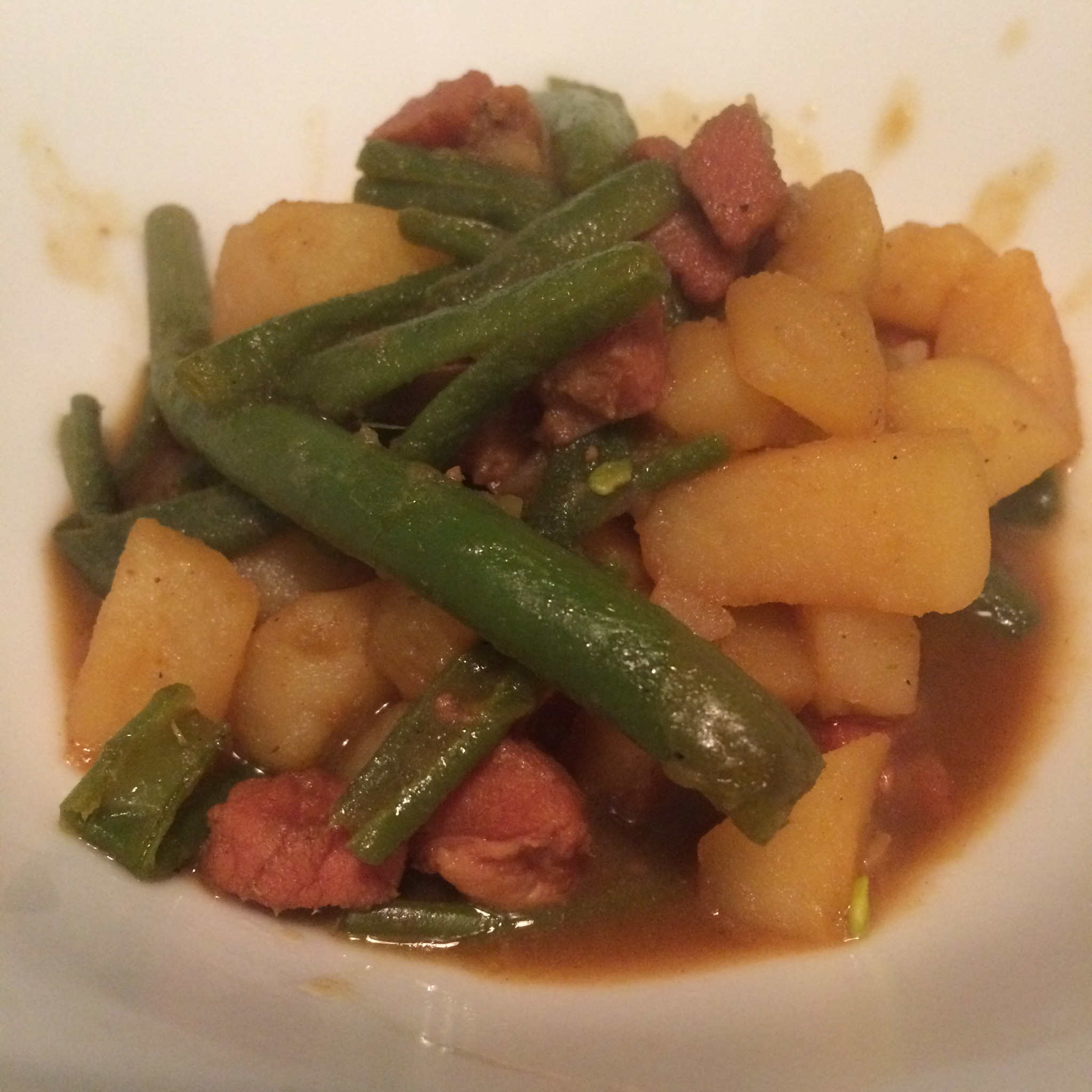 土豆芸豆五花肉