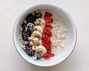 【健康早餐】花式燕麦粥合集持续更新中的做法 步骤1