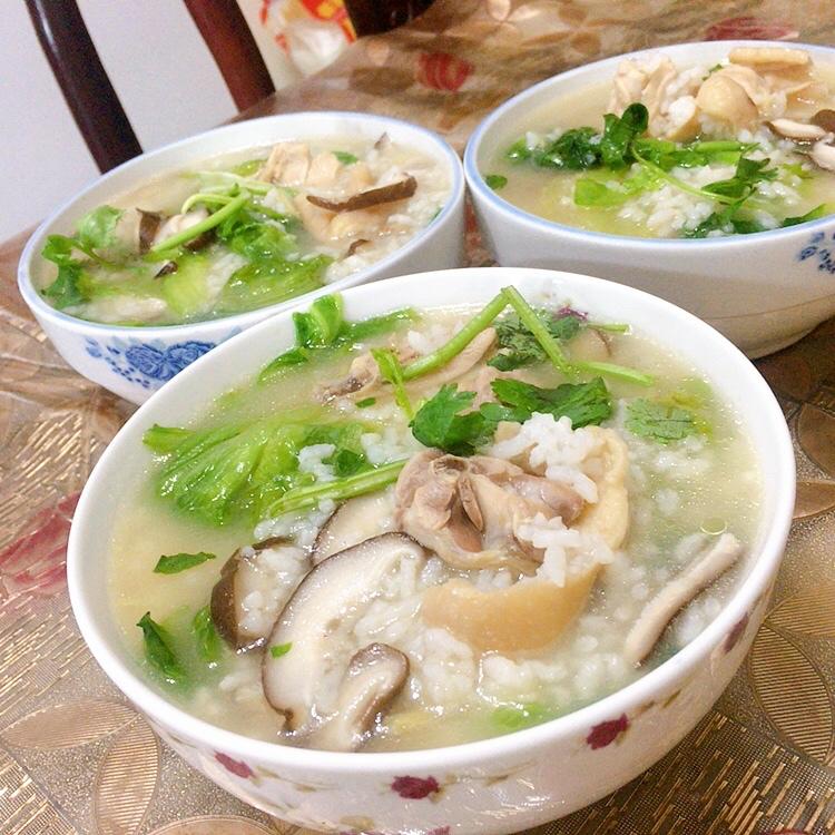 香菇鸡肉粥