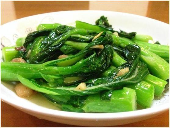 蒜蓉炒菜心