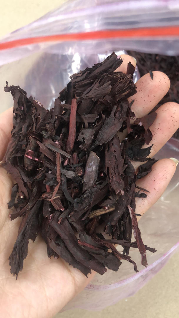 今夏风靡我朋友圈的紫草膏