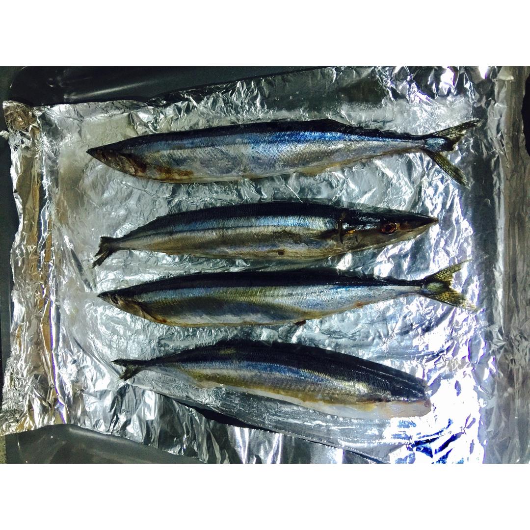 日本人教你做正宗料理之烤秋刀鱼