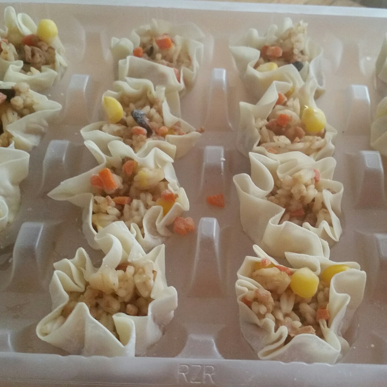 馄饨皮糯米烧麦