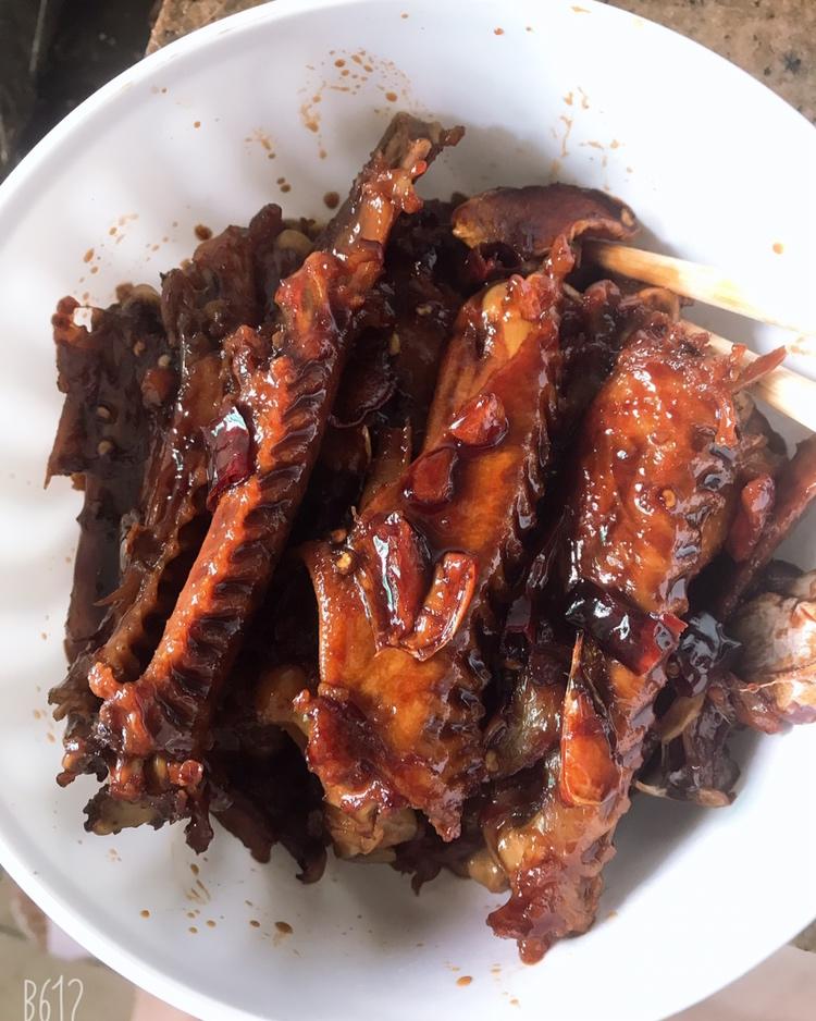 “销魂”卤鸡爪