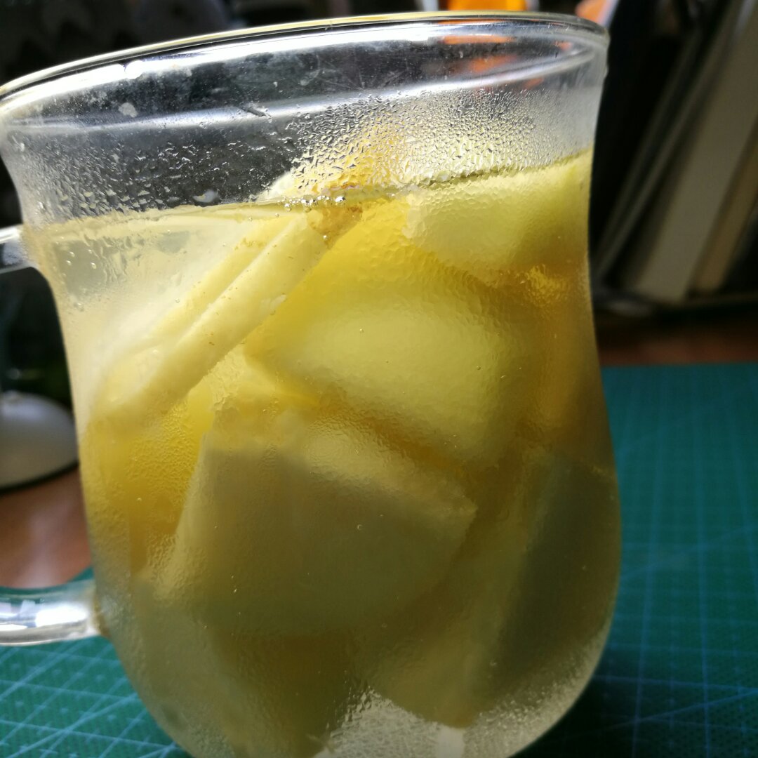 夏日清凉桃子汽水