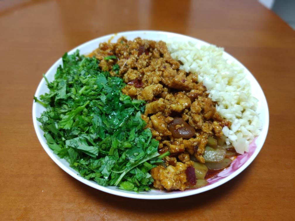 三色茄子的做法