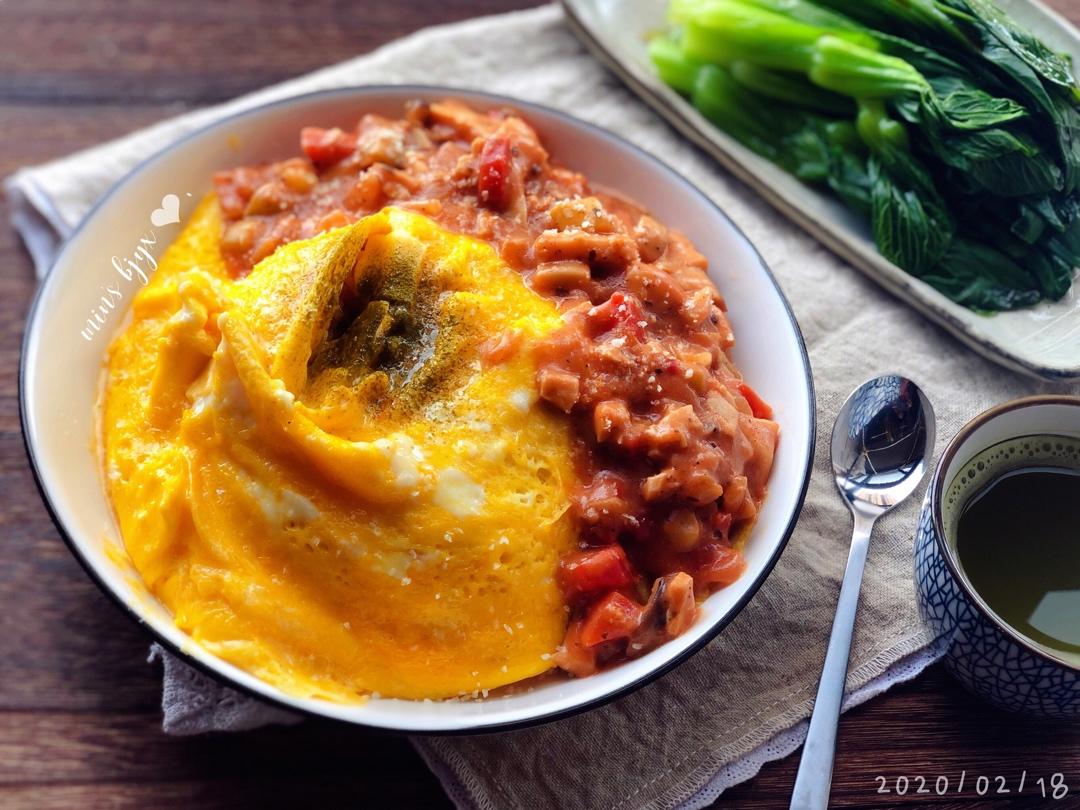 裙子咖喱蛋包饭